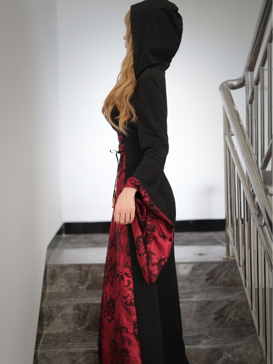 Naotstore - Halloween Cape Vampire Cosplay Costume