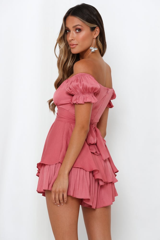 Naotstore - Summer's Best Look: Ruffled Culottes