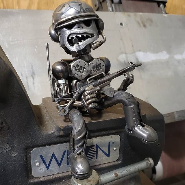 Naotstore - Recycling/Scrap Metal Standing Warrior Sculpture Handmade-Piston Man