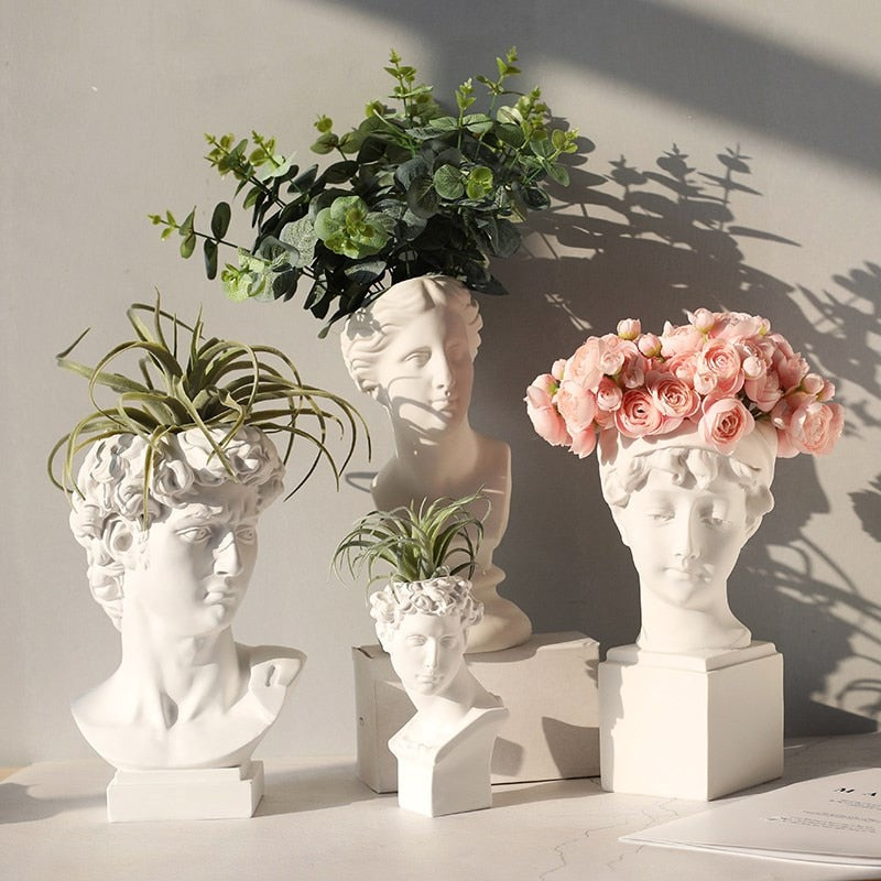 Naotstore - High Renaissance Vase David Flower Portrait Resin Vases Art David Statue Makeup Brush