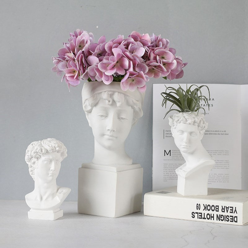 Naotstore - High Renaissance Vase David Flower Portrait Resin Vases Art David Statue Makeup Brush