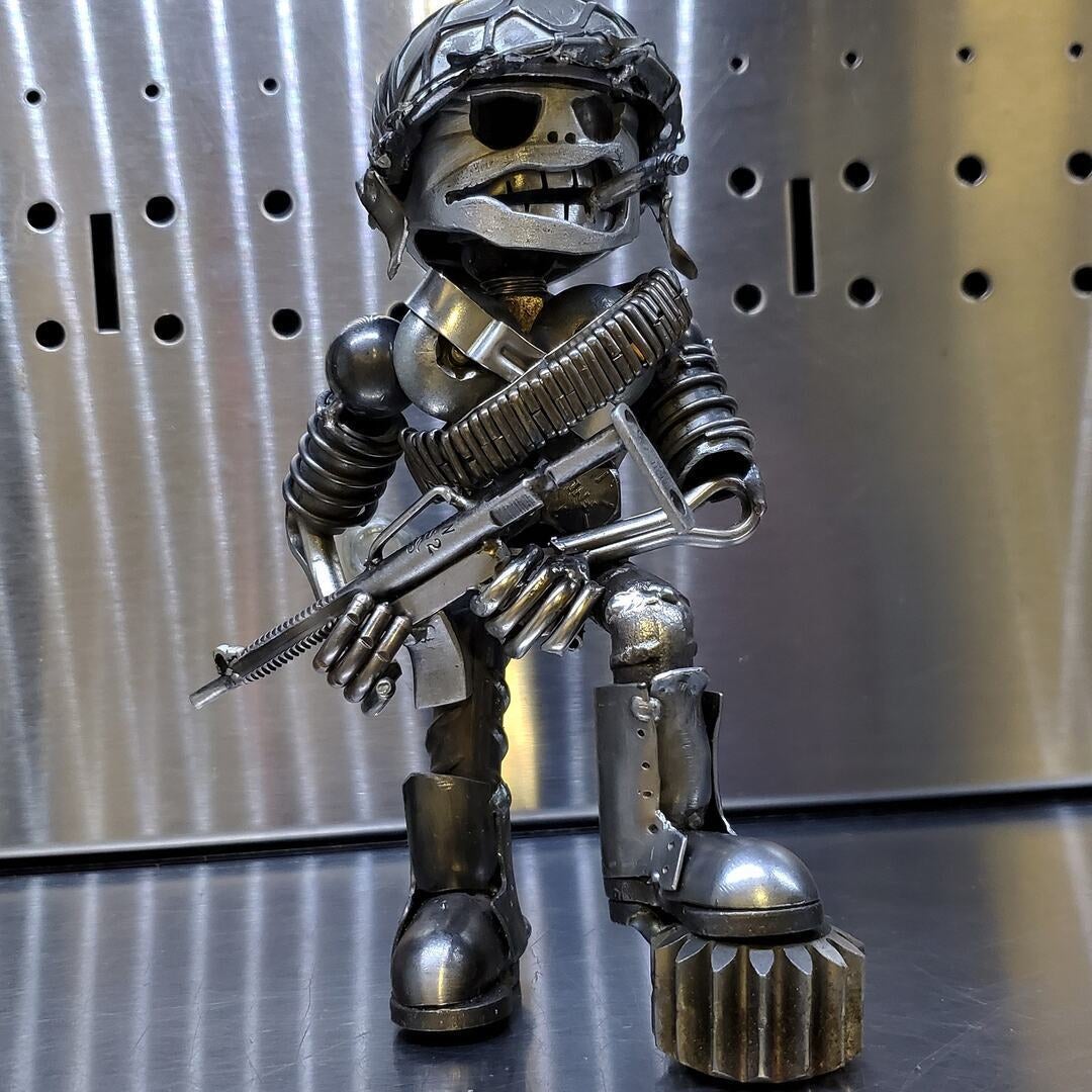 Naotstore - Recycling/Scrap Metal Standing Warrior Sculpture Handmade-Piston Man