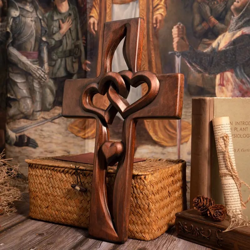 Naotstore - ✝️Intertwined Heart Wooden Cross(6.3*9.8 in)