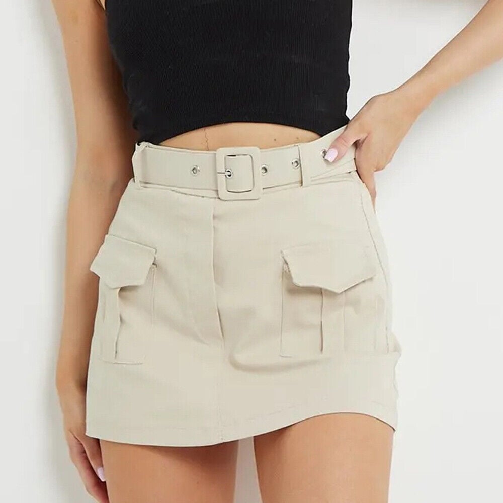 🔥This month's hottest items - Women's Solid Color Pockets Belt Decor Shorts - naotstore