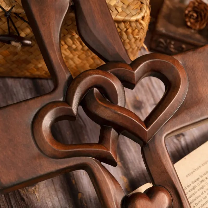 Naotstore - ✝️Intertwined Heart Wooden Cross(6.3*9.8 in)