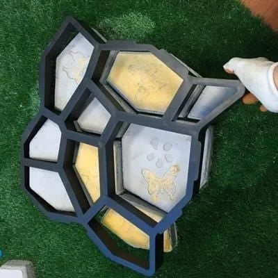 Naotstore - DIY Patio Paving Mold - Buy 3 free shipping
