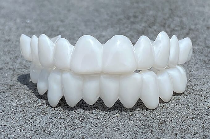 Naotstore - Adjustable Whitening Fake Invisible Holeless Braces