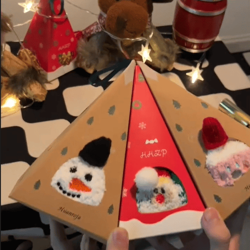 Naotstore - Cute Christmas Style Thickened Warm Socks