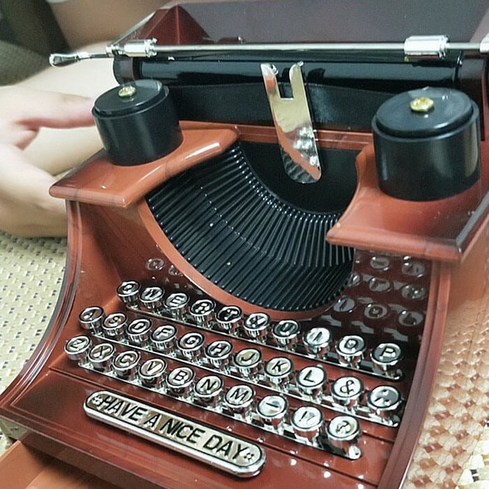 Naotstore - Premium Sewing Machine Music Box