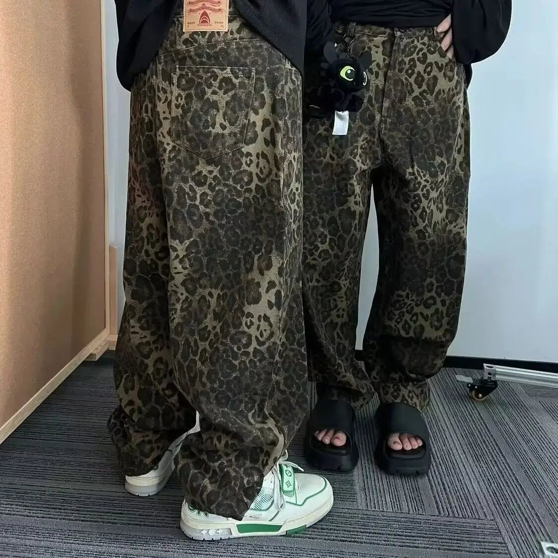 Naotstore - Viral Leopard Print Jeans