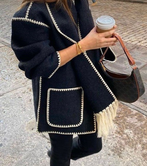 Naotstore - The Perfect Winter Ensemble: Coat And Scarf