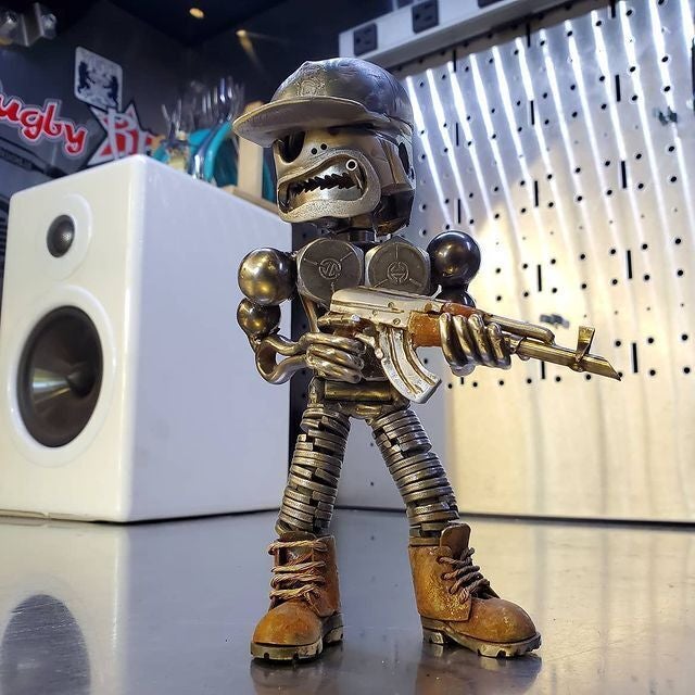 Naotstore - Recycling/Scrap Metal Standing Warrior Sculpture Handmade-Piston Man