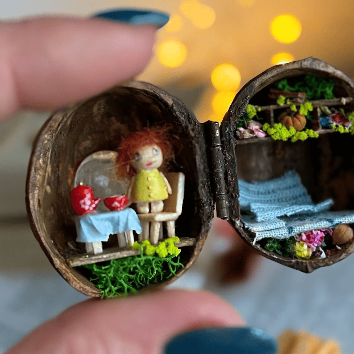 Naotstore - Handmade Walnut Shell Doll House-mini library, tiny World inside walnuts