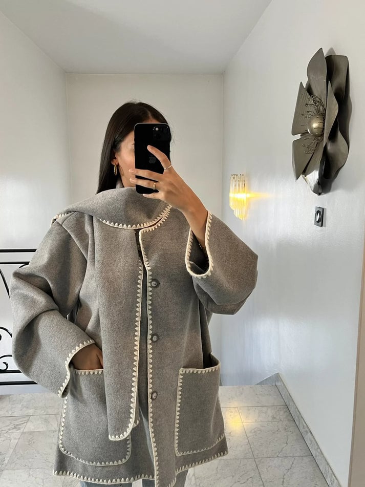Naotstore - The Perfect Winter Ensemble: Coat And Scarf