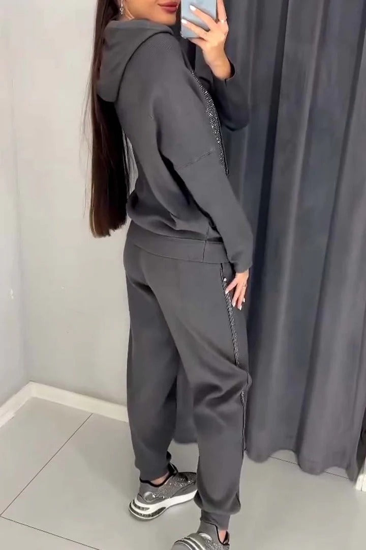 âšNaotstoređ„Hooded Track Suit