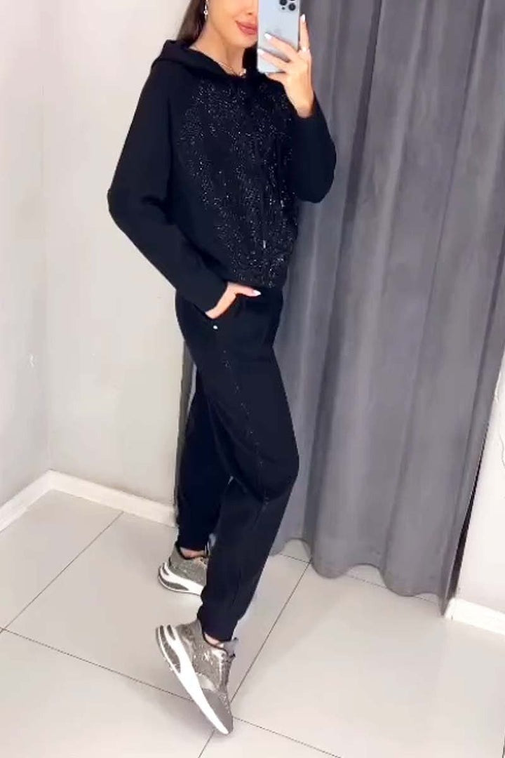 âšNaotstoređ„Hooded Track Suit