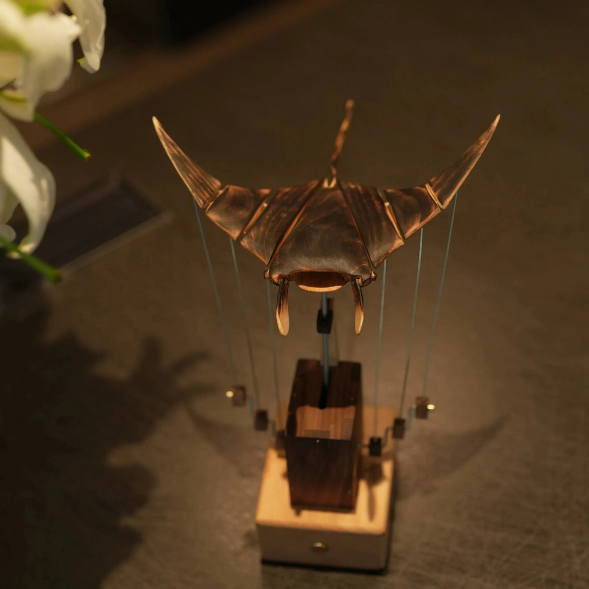 Upgraded Handmade Wooden Electric Bionic Manta Ray Ornament
