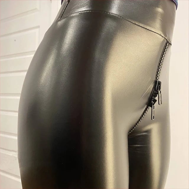 🔥Last day! 💥Special sale - Matte Leather Trousers