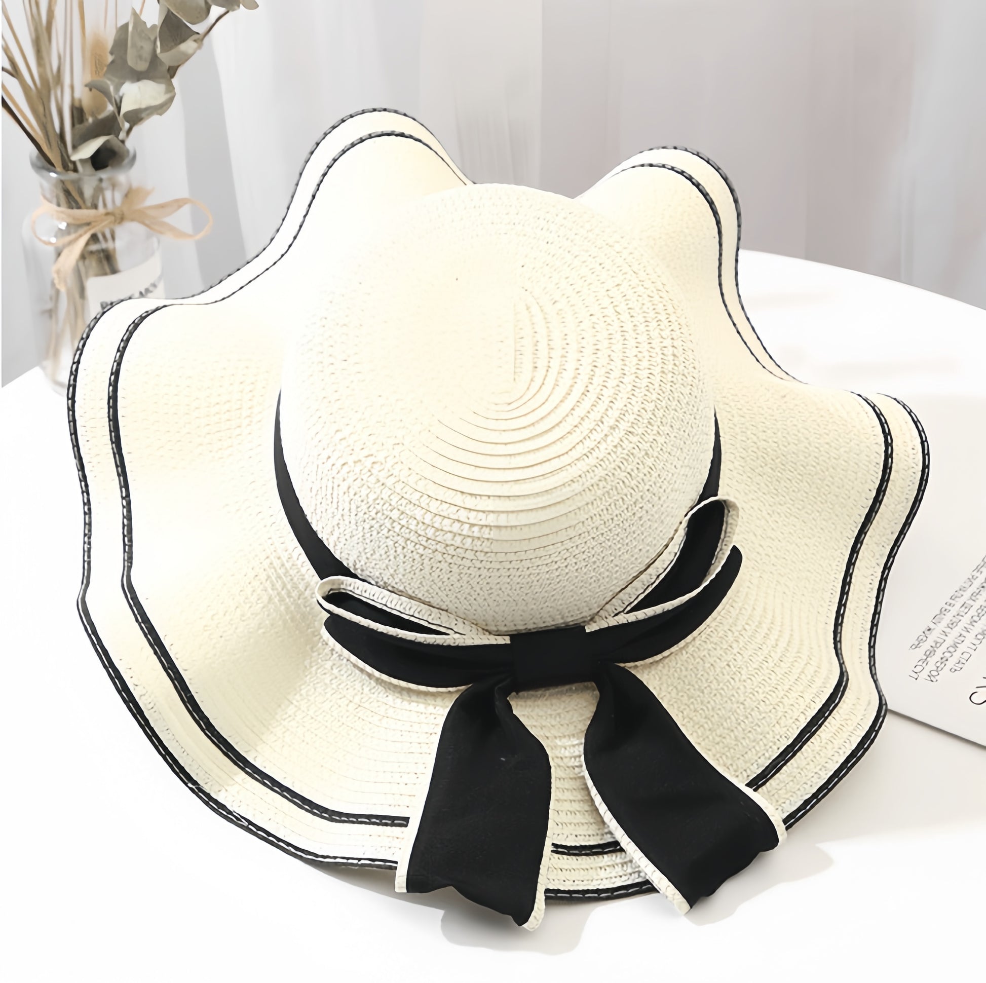 Fashionable sunshade, anti-UV, versatile travel seaside beach hat (milk white) - naotstore