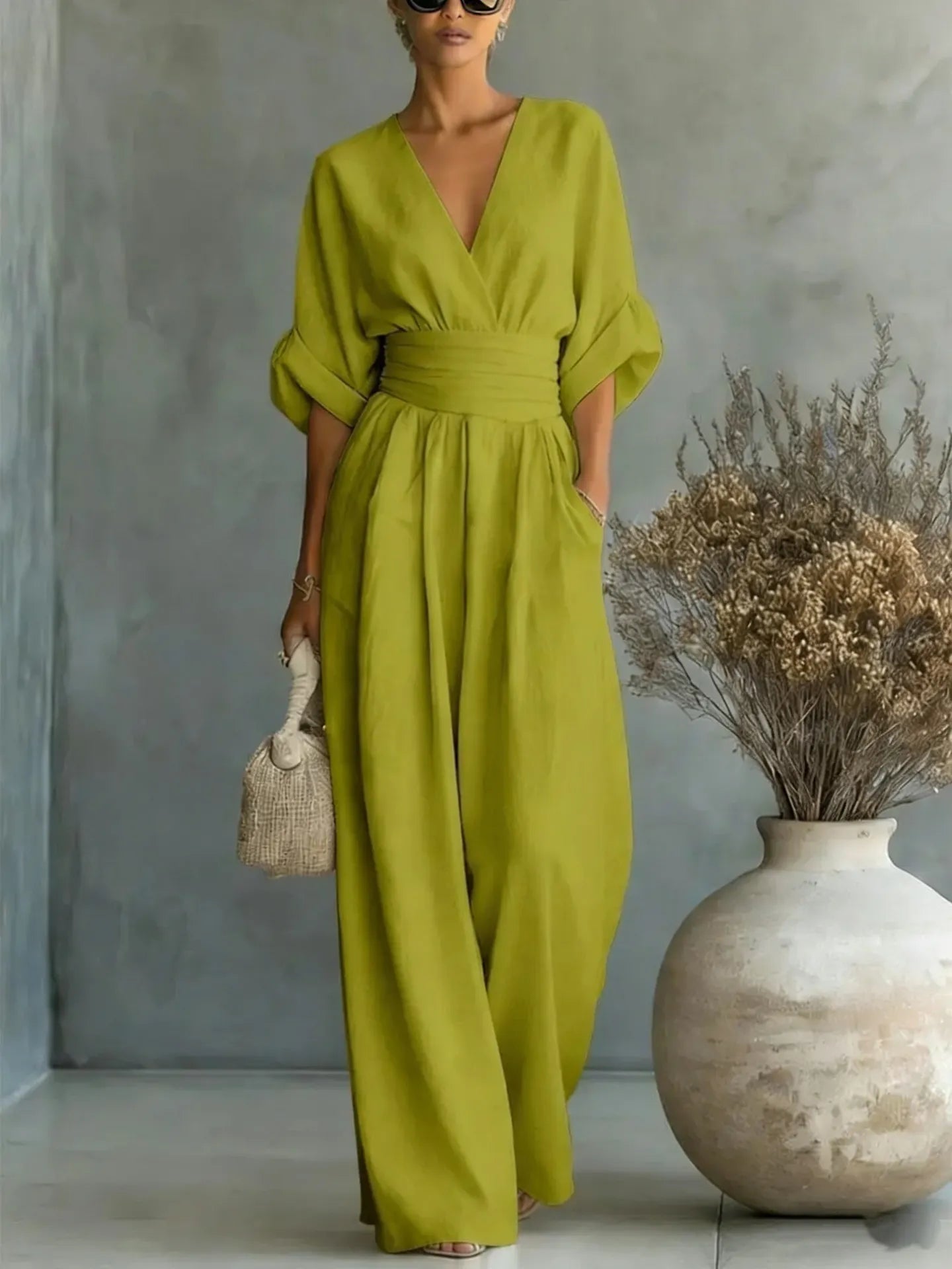 👠👠Hot sale Women's Solid-Color Elegant V-Neck Jumpsuit with Waist-Defining Fit