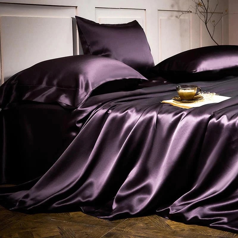 Luxury 25 momme pure mulberry silk four-piece bedding set